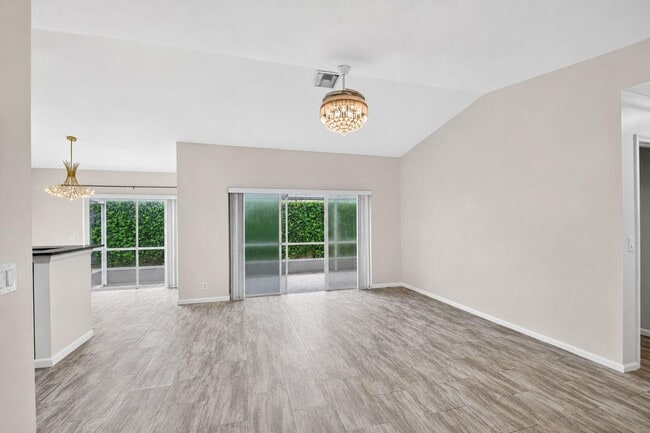 Photo - 208 Caribe Ct