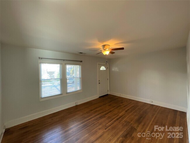 Photo - 1728 Matheson Ave