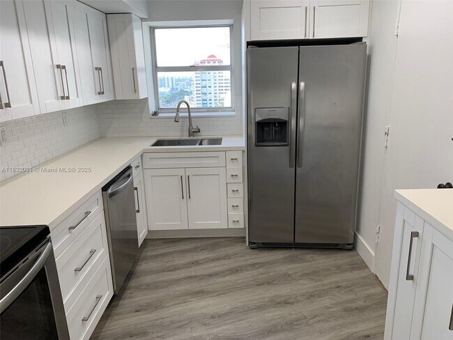 Photo - 6039 Collins Ave Condo Unit 1737
