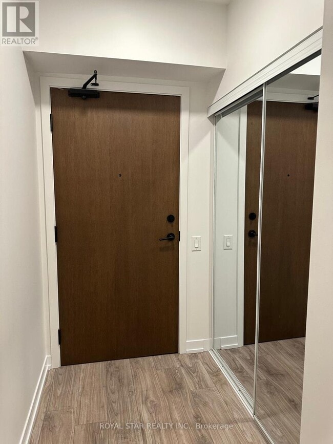 Photo - 4065 Confederation Pkwy Unit 316