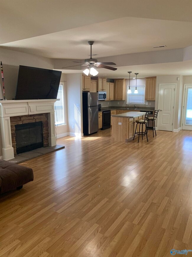 Photo - 101 Oxfordwill Ct