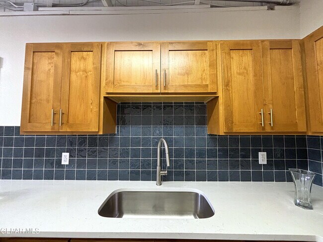 3116 Wheeling Ave