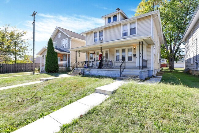 Photo - 45-47 N Hague Ave Unit 47