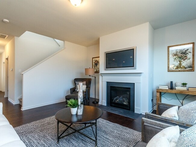 Photo - 1313 Achonechy Trl