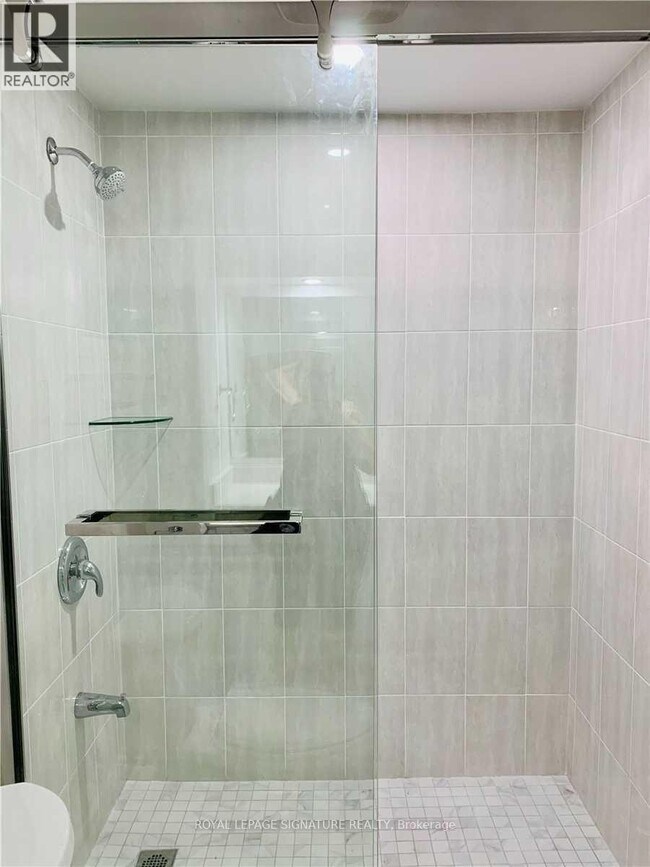 Photo - 23 Lynmont Rd