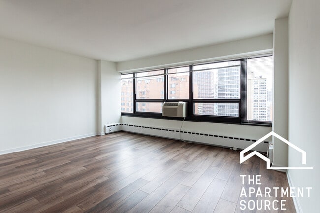 Building Photo - 3130 N Lake Shore Dr Unit 1812