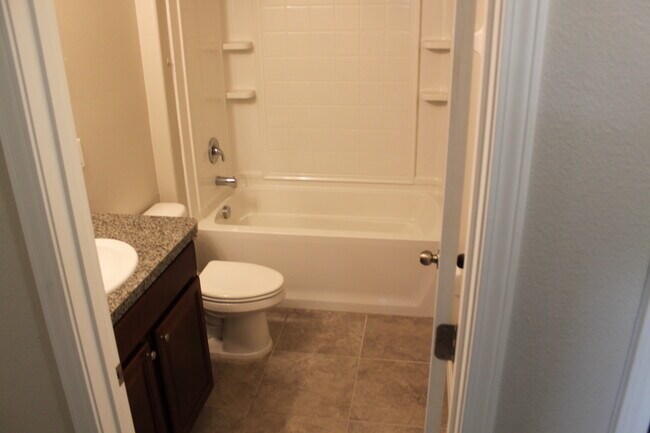 Photo - 10537 Lake Montauk Dr