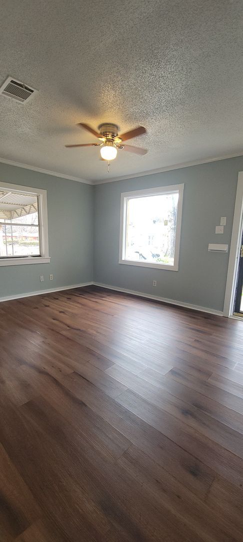 Photo - Beautiful, updated 2 bedroom rental!