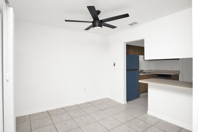 Photo - 4403 S Semoran Blvd