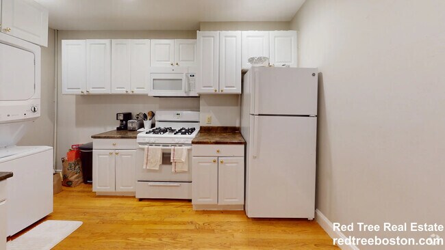 Building Photo - 350 Allston St Unit 3 Rental