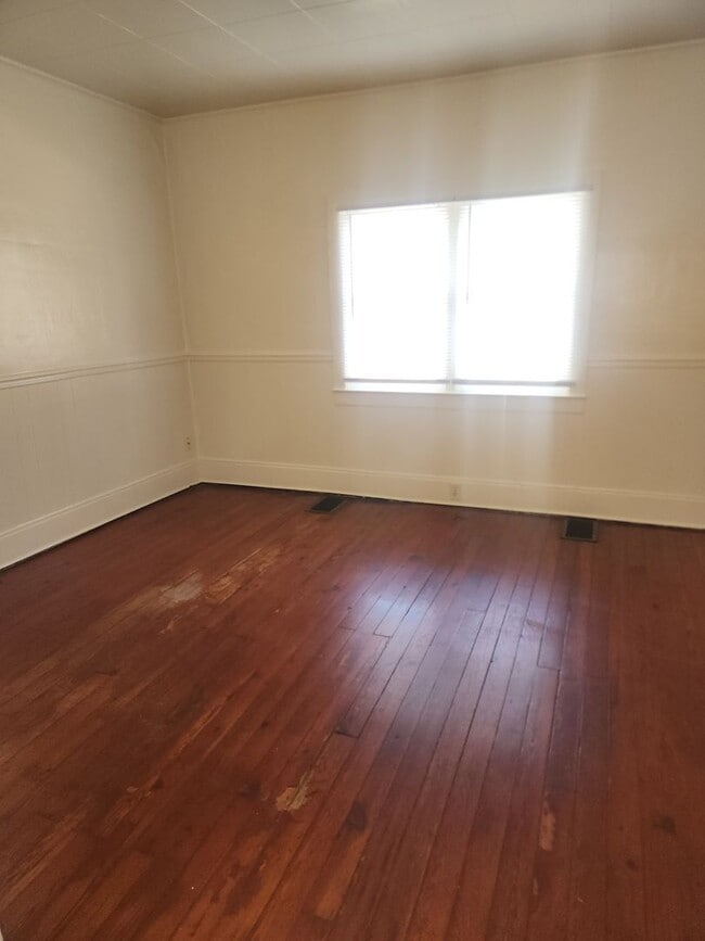 Photo - 3 BR near University of Saint Francis