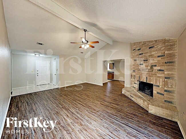 Photo - 10507 Village Trail Dr