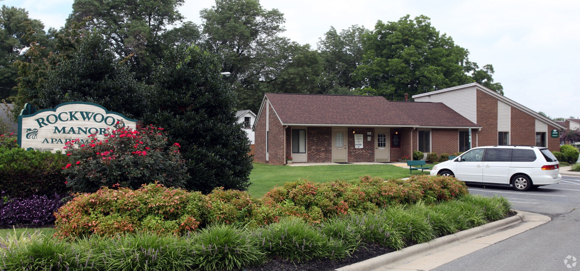 Photo - Rockwood Manor Apartments