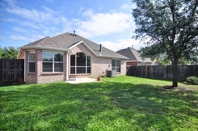 Photo - 8209 Livingston Ln