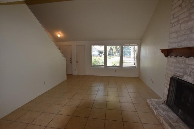 Photo - 7703 Islander Dr