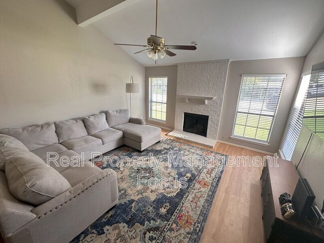 Photo - 1536 Timber Creek Rd