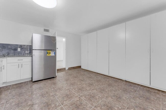 Photo - 5831 Taylor St Unit 3