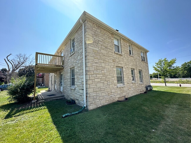 4950 N Port Washington Rd