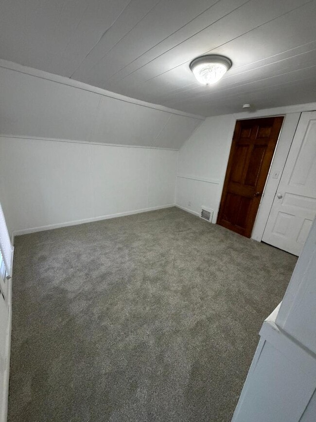 Photo - 1100 Lincoln Ave NW