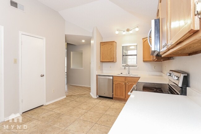 Photo - 1823 Cordova Dr