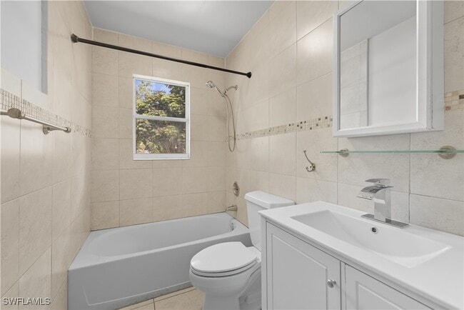 Photo - 1069 Highlands Dr
