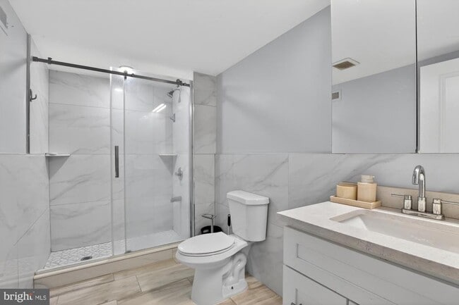 Photo - 523 N 11th St