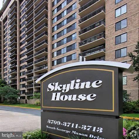 Building Photo - 3713 S George Mason Dr Unit 201W Rental