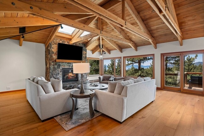 Photo - Eagles nest