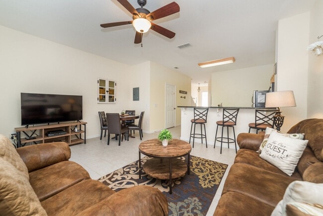 Building Photo - 2505 Maneshaw Ln Unit ID1246812P Rental