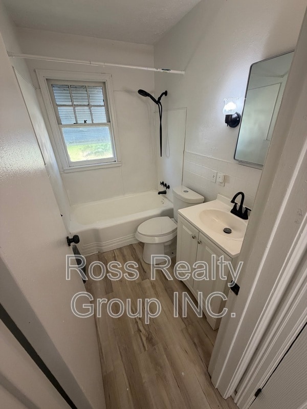 Photo - 621 Brookley Blvd