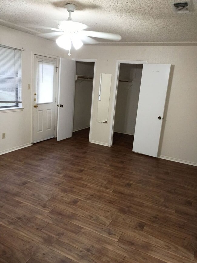 Photo - Well Maintained 2BR 2BA Duplex w/ Eat-In Kitchen • Fenced Yard in Heart of Burleson