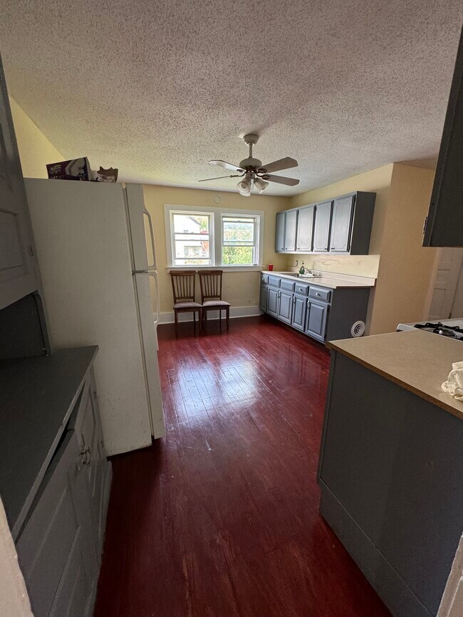 511 Roberts St Apartments Unit Second floor Utica, NY