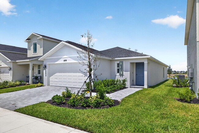 Building Photo - 5876 NW Sweetwood Dr
