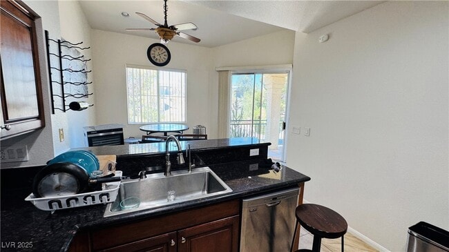 Photo - 5155 W Tropicana Ave Unit 2015