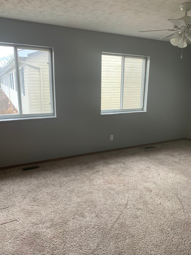 Photo - 1909 Buffington Ave Unidad 3