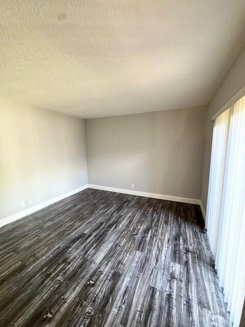 Photo - 2467 Waterside Dr