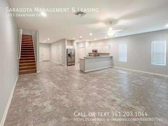 Photo - 1093 Grantham Dr