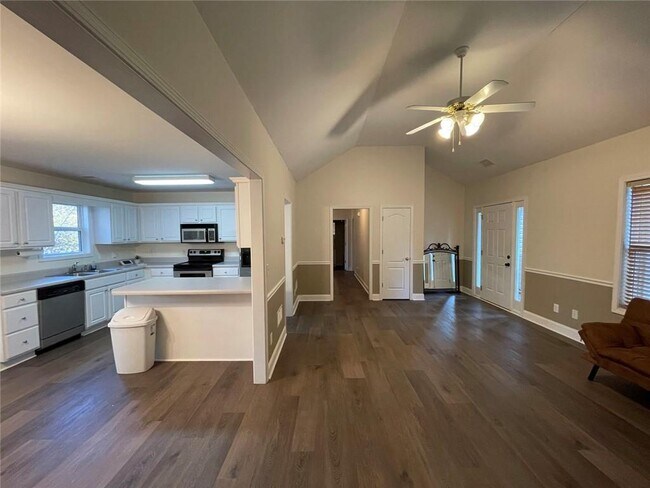 Photo - 166 Cove Hill