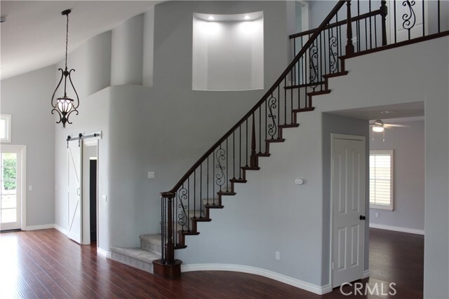 Photo - 22 Flossmoor