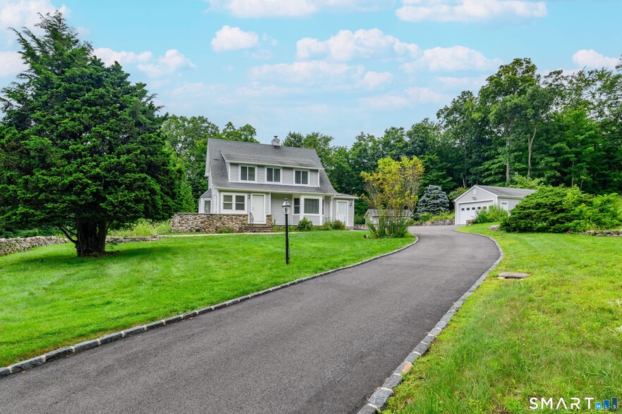 47 Middle River Rd