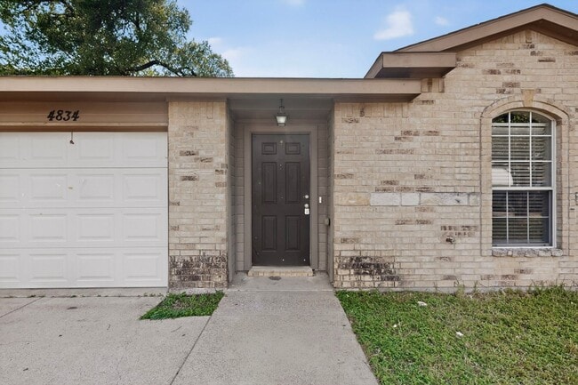 Photo - Charming 4-Bedroom Home on Quiet Cul-de-Sac | Move-In Ready | Deposit Alternative Available