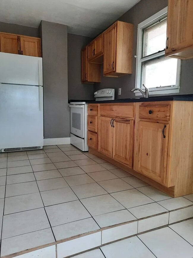 Photo - 37 Varden St Unidad Up