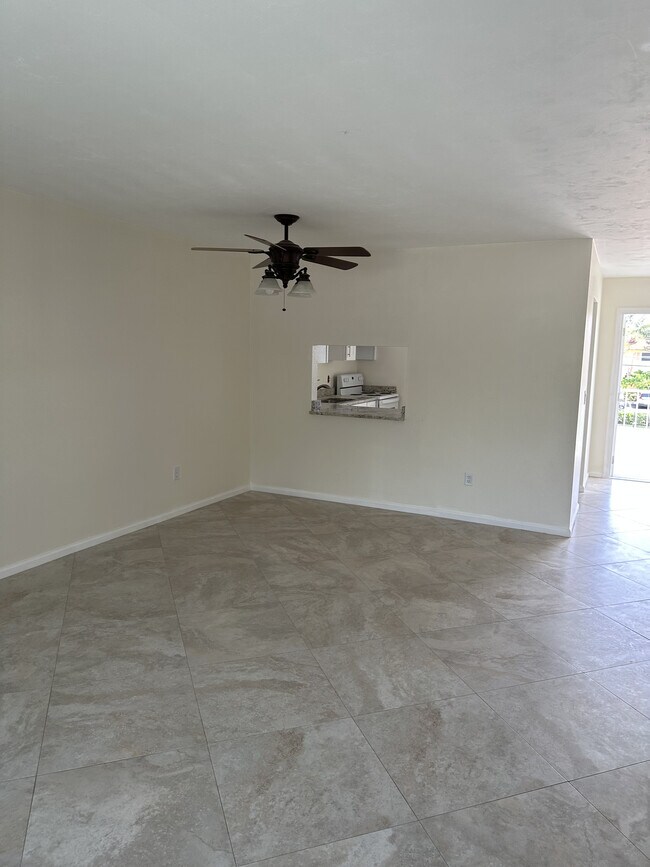 235 Croton Ave Apartments For Rent in Lantana, FL