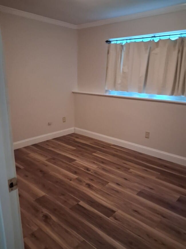 Photo - 2 Bedroom/ 1 Bathroom