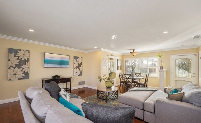 Photo - 13016 Wilkie Ave