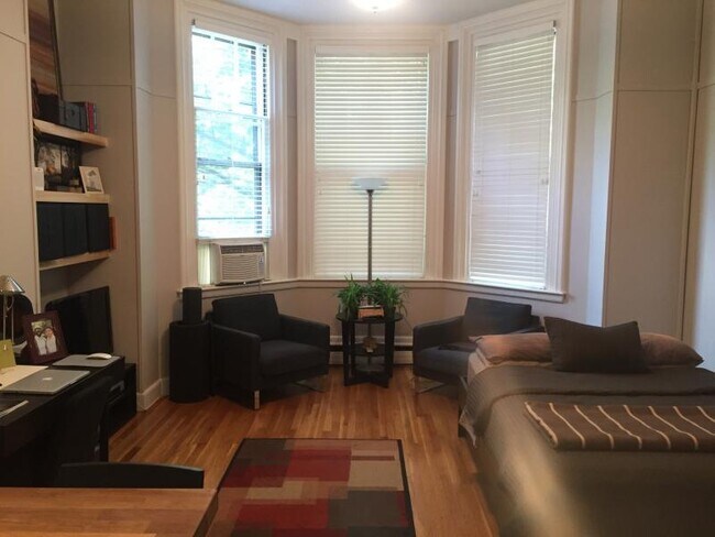 Photo - 274 Marlborough St Unit 3