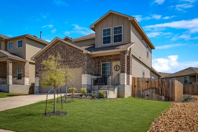 Photo - APPLEWOOD UNIT 1