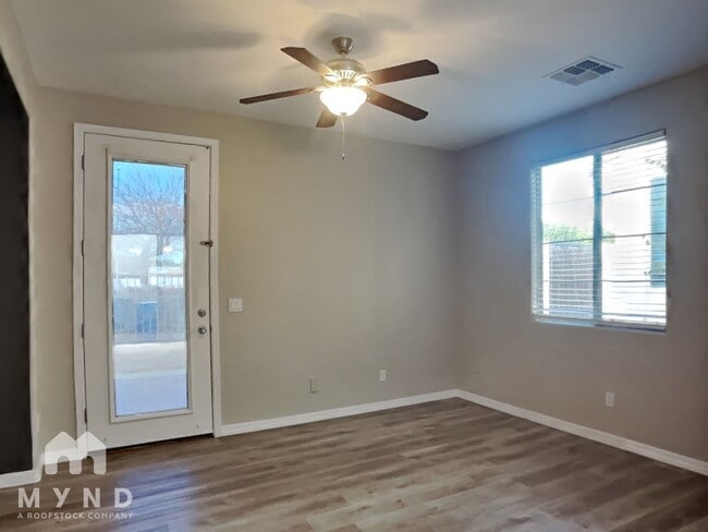 Photo - 451 S Hawes Rd