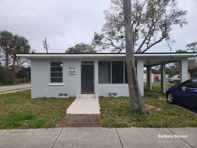 Building Photo - 3 bedroom 1 bath Rental