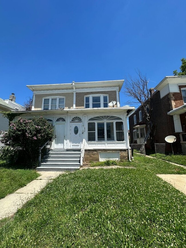 Photo - LARGE 4 Bed, 1.5 Bath ready for rent!